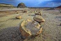The varied landscape of the Bisti Wilderness Area is full of treasures for those with a passion for geology. Interesting rocks and rock formations send the imagination on a journey to outer space right here on earth.