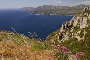 photo of Routes Des Cretes Mediterranean Sea Bouches Du Rhone Provence France