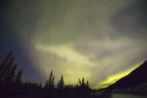 Photo: 
aurora Borealis canada