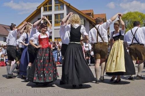 Photo: 
Bavaria Germany Putzbrunn Dancers