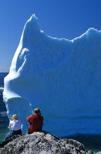 Photo: 
People Watching Iceberg
