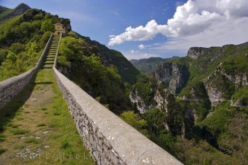 Photo: 
Mountain Bridge Alpes Maritimes Provence France