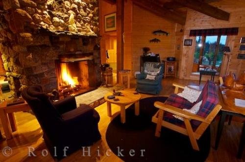 Photo: 
Rifflin Hitch Lodge Lounge Southern Labrador