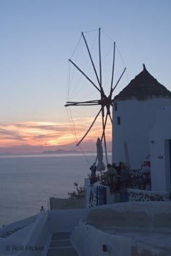 Photo: 
santorini travel Oia Windmill