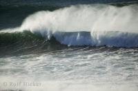 Spectacular waves rolling in from the Pacific Ocean onto Cannon Beach in Oregon, USA.