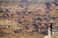 Overlooking the deep canyons and needles of Canyonlands National Park in Utah, USA.