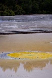 photo of Artists Palatte Waiotapu Thermal Wonderland Rotorua