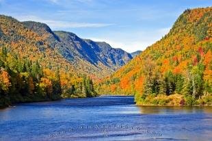 photo of Canadian Shield Scenery Picture Quebec Canada