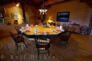 photo of Dining Table Rifflin Hitch Lodge Labrador