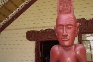 photo of Maori Culture Waitangi Meeting House