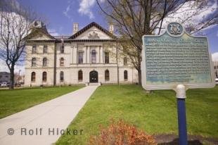 photo of ontario court