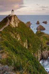 photo of South Pacific Ocean Lighthouse Catlins NZ