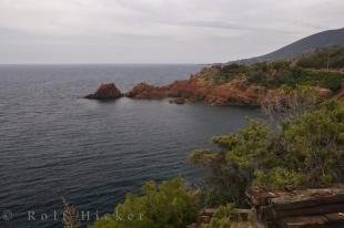 photo of Red Rock Coastline Provence