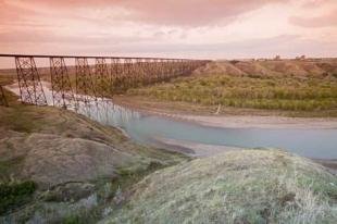 photo of historic bridge