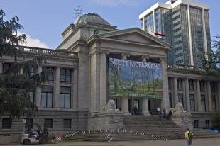 photo of Vancouver Art Gallery