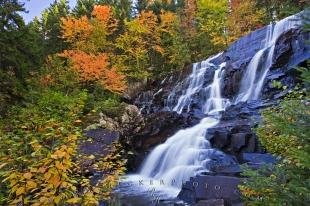photo of Autumn Fall Colors Chutes aux Rats Waterfall