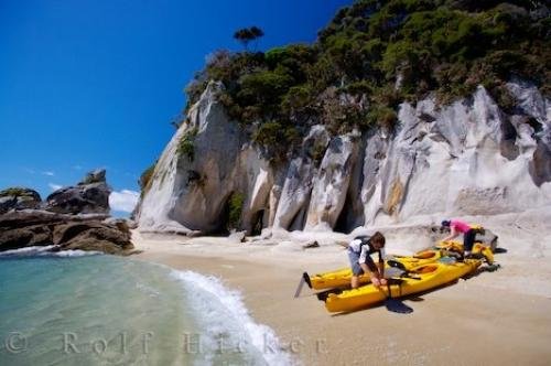 Photo: 
Abel Tasman Kayaking Vacation