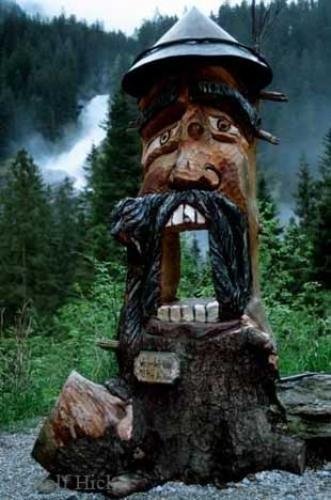 Photo: 
austria wood carvings