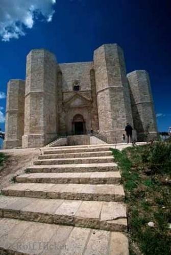 Photo: 
Castel Del Monte Pictures