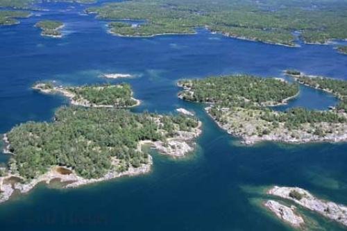 Aerial image of little islands in Lake Huron near Georgian Bay in Ontario, Canada. Photo: 
Aerial Photos Georgian Bay Lake Huron