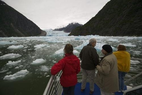 Photo: 
glacier tours