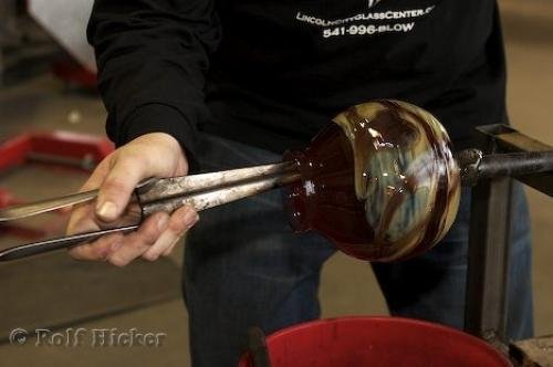 Photo: 
artist demonstration