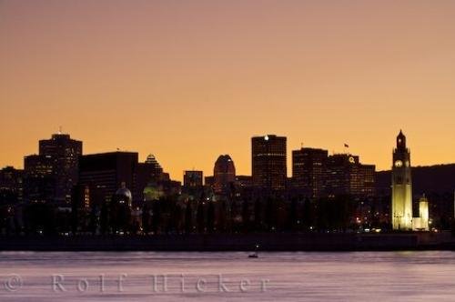 Photo: 
Beautiful Montreal City Skyline Sunset Quebec