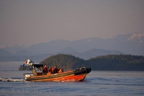 Photo: 
Picture of Canadian Coast Guard