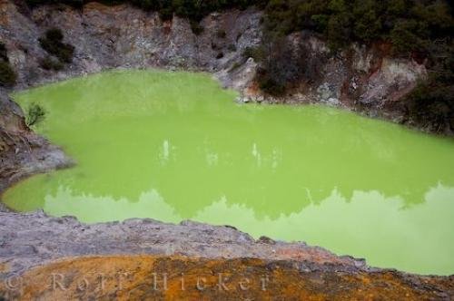 Photo: 
Devils Bath Waiotapu Thermal Wonderland New Zealand