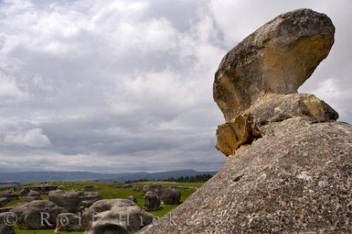 Photo: 
Elephant Rocks Waitaki Valley NZ