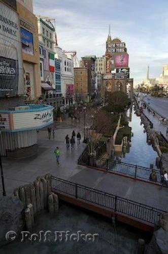 Photo: 
entertainment in las vegas                                                            