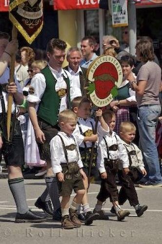 Photo: 
European Children