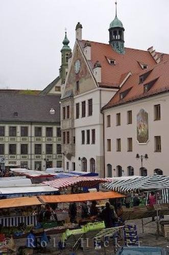 Photo: 
Farmers Market Marienplatz Freising