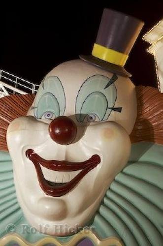 Photo: 
Funny Clown Casino Sign