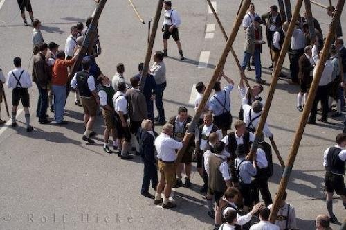 Photo: 
German Gentlemen