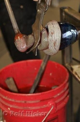 Photo: 
Glass Blowing Techniques