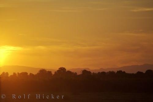Photo: 
Gold Sunset Parc Naturel Regional De Camargue Provence