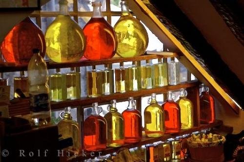 Photo: 
Gourdon Village Perfumes Provence