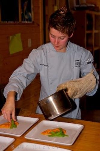 Photo: 
Gourmet Chef Rifflin Hitch Lodge
