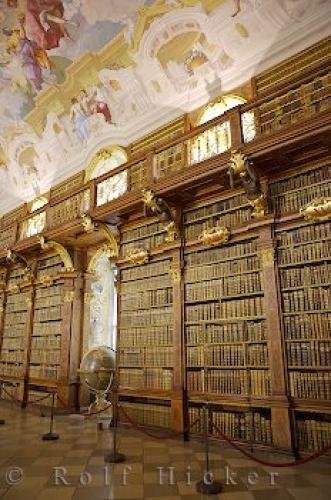 Photo: 
Library Books Stift Melk Austria