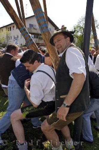 Photo: 
Maibaum Pole