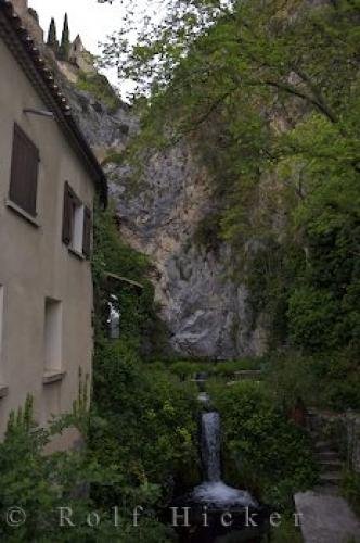 Photo: 
Moustiers Ste Marie Village France