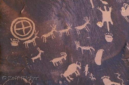 Photo: 
Native American Symbols Newspaper Rock