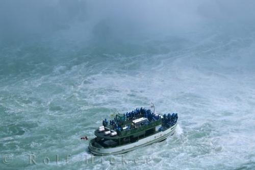 Photo: 
Niagara Falls Boat Ontario