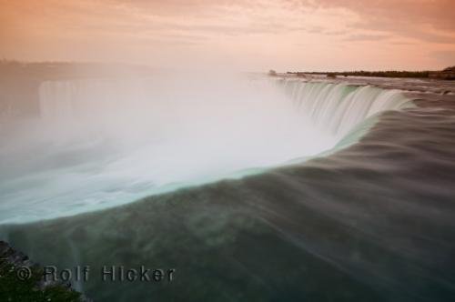 Photo: 
niagara falls waterfall