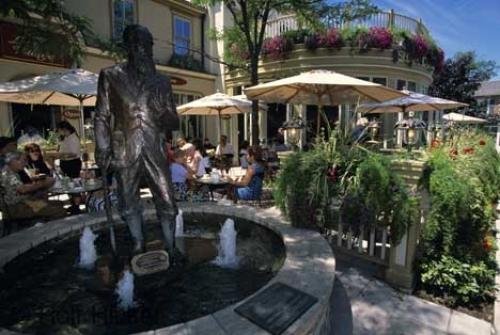 Photo: 
Town Of Niagara On The Lake Summer