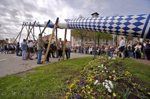 Photo: 
Putzbrunn Town Maibaum Festival