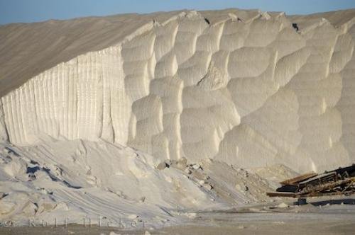 Photo: 
Salt Cliff Industry Equipment Provence France