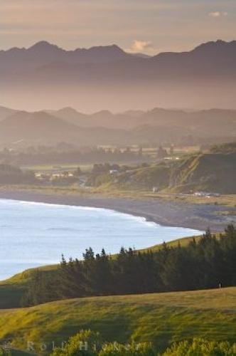 Photo: 
South Bay And Kaikoura Mountain Range Picture