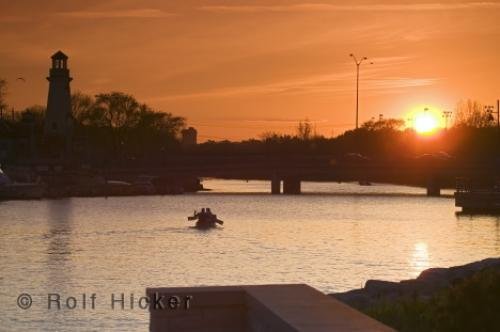 Photo: 
ontario holiday